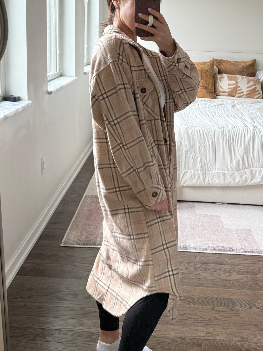 Le Lis Beige Plaid Long Shacket Jacket - Picture 2 of 4